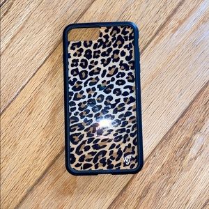 Wildflower cheetah case